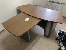 Директорський стіл "Горіх" бу