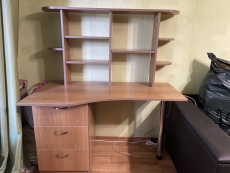 Офісний кутовий стіл "Горіх міланський" бу