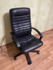 Директорське крісло "Шкіра" "Чорний" бу