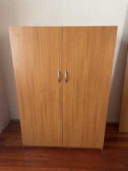 Шкаф для одежды № 4 "Вишня" бу 