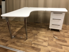 Стол офисный угловой № 2 "Белый" бу