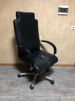 Директорське крісло "Шкіра" "Чорний" бу