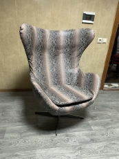 Кресло дизайнерское "СoolАrt" "Змеиная кожа" Новый Кожзам" ,бу 