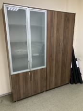Шкаф офисный для одежды и документов "Орех амбасадор терра " бу