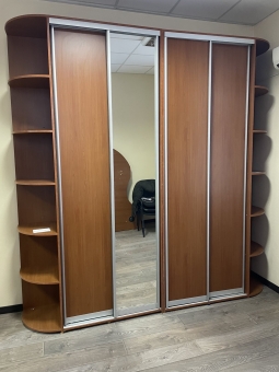 Шкаф купе "Груша" бу