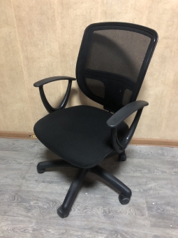 Кресло офисное № 6 "Черный" "Сетка" бу 