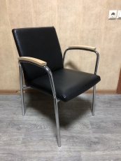 Стул офисный "Новый Кожзам"  бу