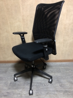 Кресло офисное,"Сетка" "AMF" ,бу  