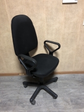 Кресло офисное № 4 "Престиж" "Черный" бу