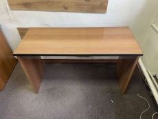 Офісний стіл прямий «Горіх міланський» бу