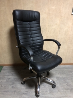 Крісло офісне "Чорний" "Кожзам",бу 