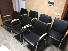 Стул офисный "Новый Кожзам"  бу