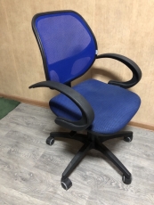 Кресло офисное № 3 "Сетка" "Синий" ,бу 