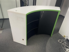 Стол-рецепция, овальный "Белый-черный" бу