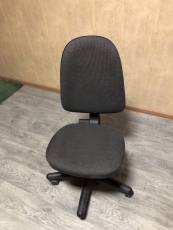 Кресло офисное № 2  "Престиж" "Серый" бу