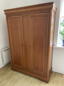 Шафа для  одягу «Горіх» «Дерево» бу