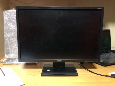 Монітор Acer 21.5" V223WL, бу