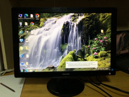 Монітор Philips 223v3l LED 21.5, бу
